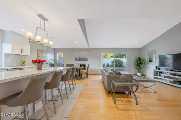 Thousand Oaks, CA 91360,711 Bluebonnet CT