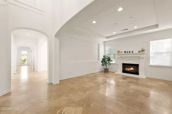 Moorpark, CA 93021,13290 Red Bird CT