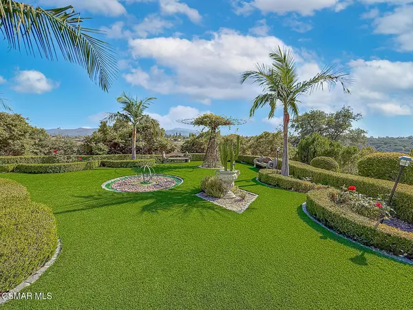 Thousand Oaks, CA 91360,1832 Calle Salto