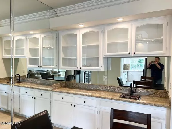 Westlake Village, CA 91362,3121 Hillcrest DR