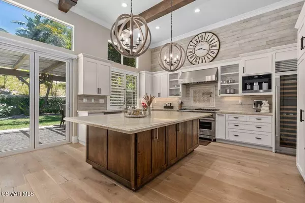 Thousand Oaks, CA 91362,2427 Springbrook ST