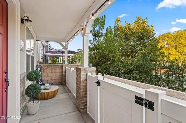 Simi Valley, CA 93065,230 Farmhouse DR #3