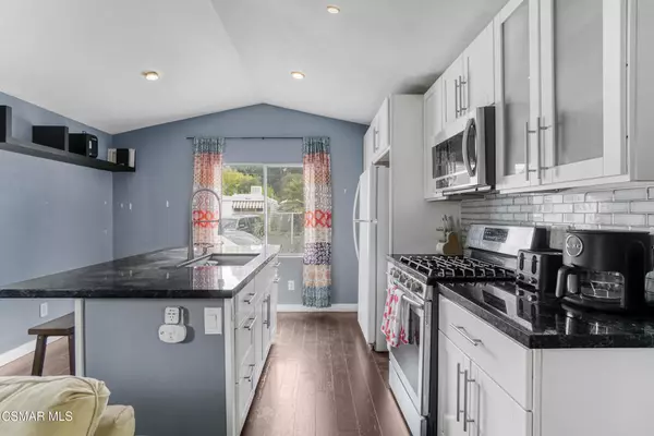 Ojai, CA 93023,11195 Ventura AVE #11
