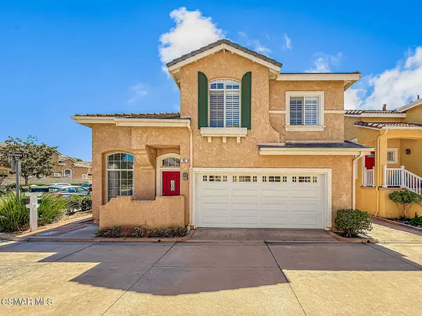 42 Skyflower LN, Simi Valley, CA 93065