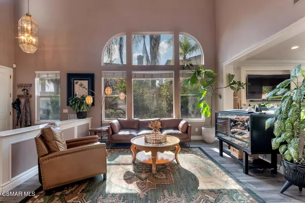 Thousand Oaks, CA 91362,3023 Hollycrest AVE