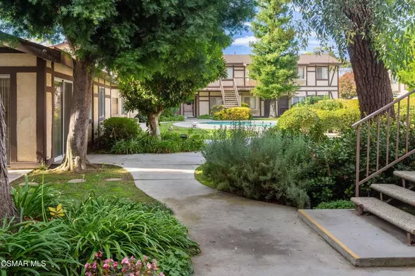 West Hills, CA 91307,7125 Shoup AVE #202