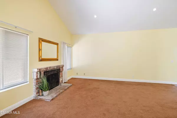 Simi Valley, CA 93065,1847 E Fitzgerald RD