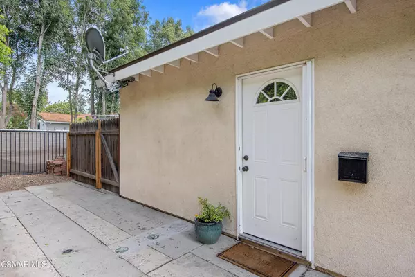Thousand Oaks, CA 91360,1191 b Calle Arroyo
