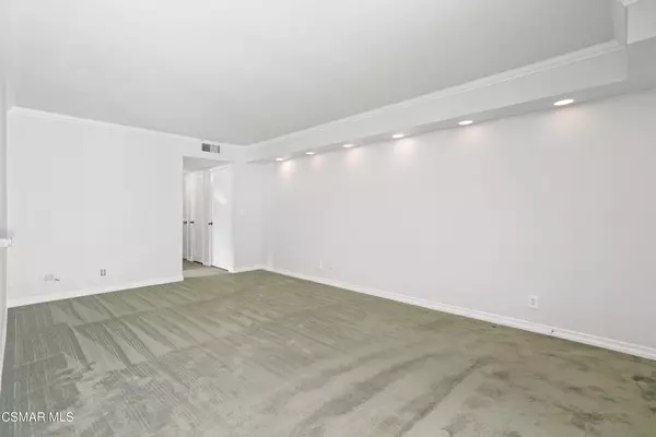 Westlake Village, CA 91361,1298 Landsburn CIR