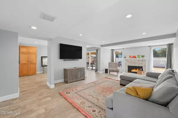 Simi Valley, CA 93063,2945 Dalhart AVE