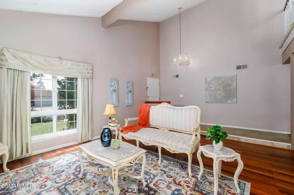 Simi Valley, CA 93065,2649 Nicholas ST