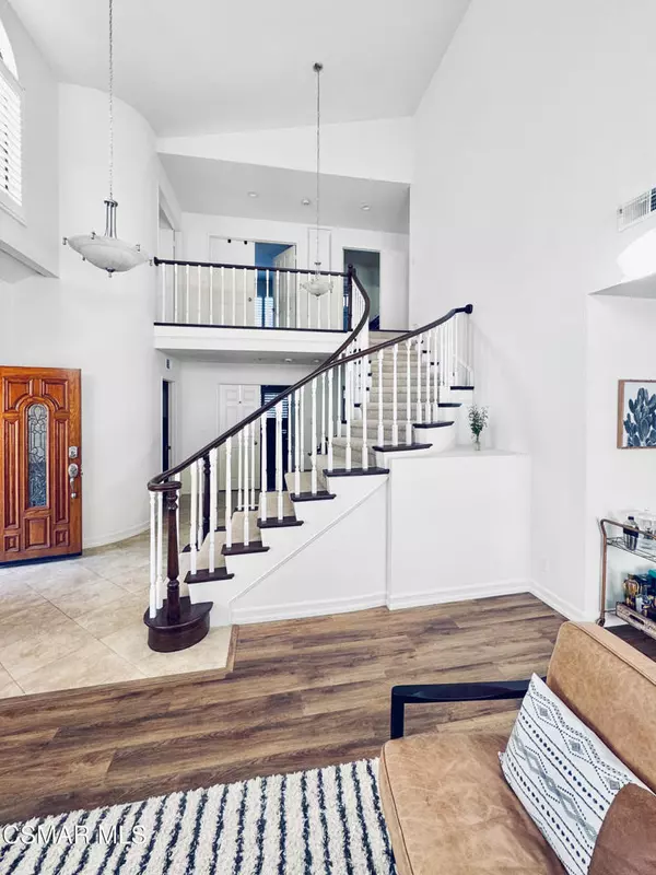 Agoura Hills, CA 91301,5656 Walnut Ridge DR