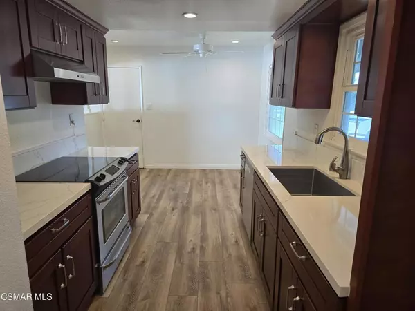 Thousand Oaks, CA 91360,3124 Camino Graciosa