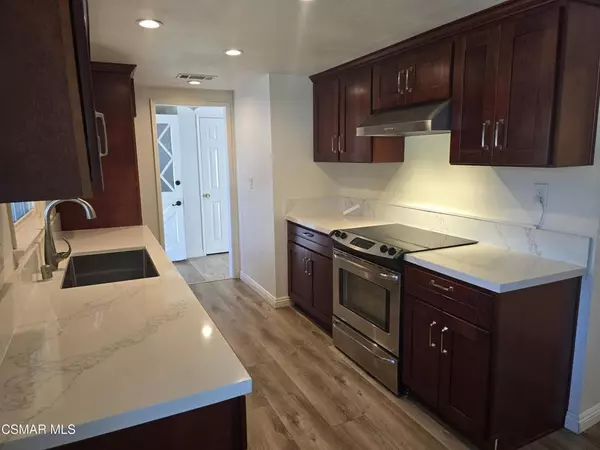 Thousand Oaks, CA 91360,3124 Camino Graciosa