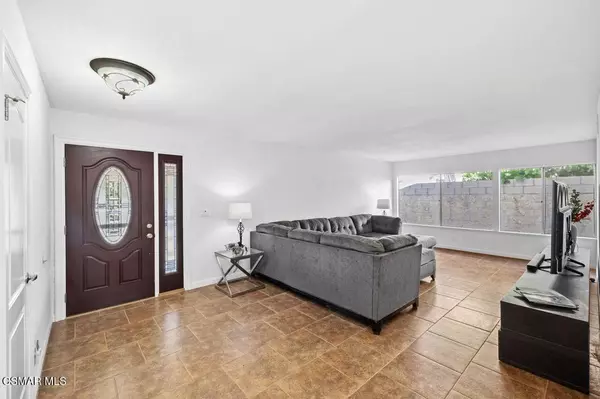 Simi Valley, CA 93065,2766 Broadmoor AVE