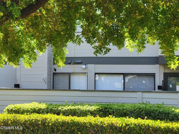 6442 Twin Circle LN #4, Simi Valley, CA 93063