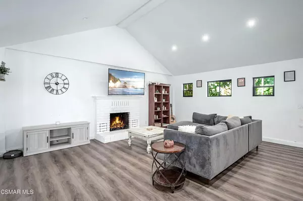 Thousand Oaks, CA 91362,96 Erbes RD