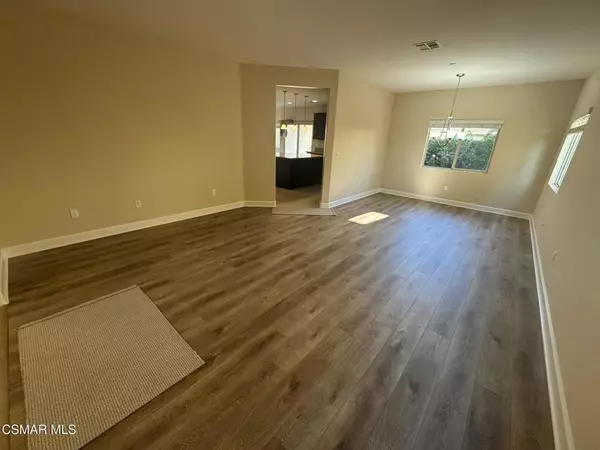 Moorpark, CA 93021,7124 Baneberry AVE