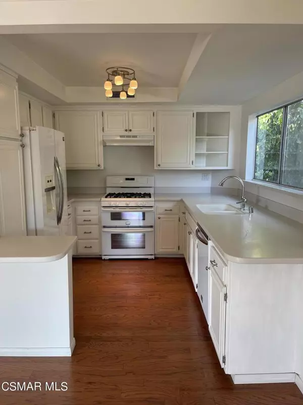 Westlake Village, CA 91361,3619 Summershore LN