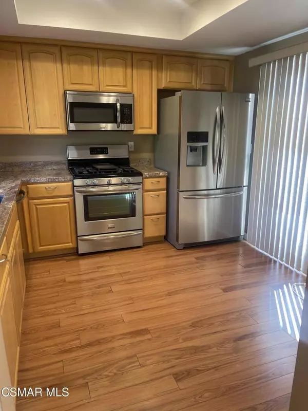 Thousand Oaks, CA 91362,2241 Olivewood DR