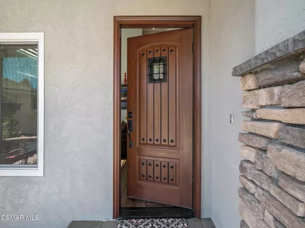 Newbury Park, CA 91320,433 Santa Barbara CIR