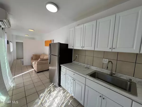 North Hills, CA 91343,8561 Orion AVE