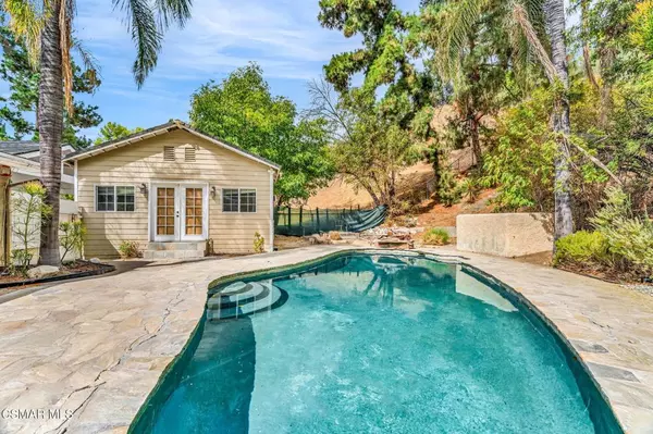 Woodland Hills, CA 91367,20711 Collins ST