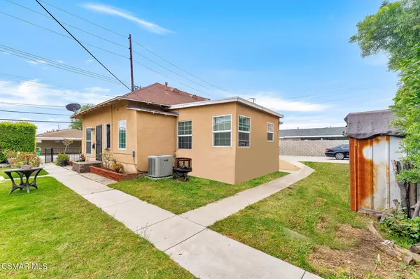 Inglewood, CA 90304,10333 Inglewood AVE