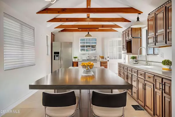 Chatsworth, CA 91311,9240 Slater TER