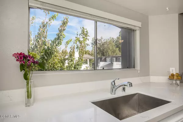 Westlake Village, CA 91361,3709 Summershore LN