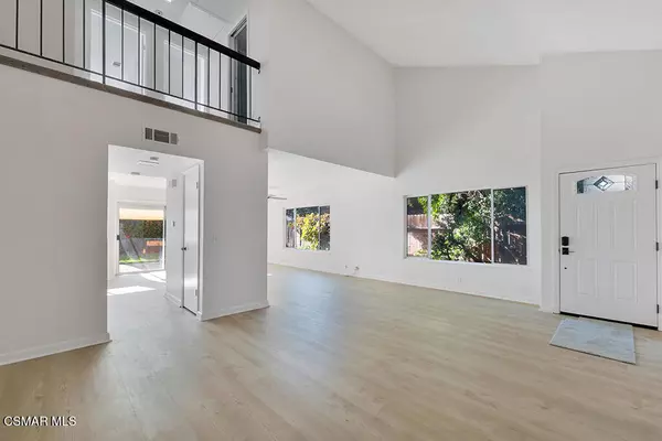 Camarillo, CA 93010,170 Spanish Moss PL