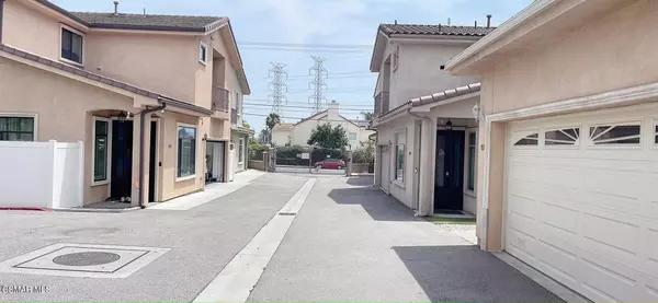 North Hollywood, CA 91605,7608 W Ani WAY