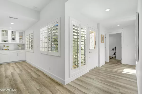 Westlake Village, CA 91361,2679 Lakewood PL