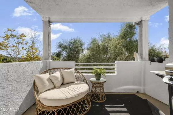 Camarillo, CA 93010,2713 Antonio DR #210