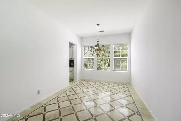 Thousand Oaks, CA 91362,3178 Sunset Hills BLVD