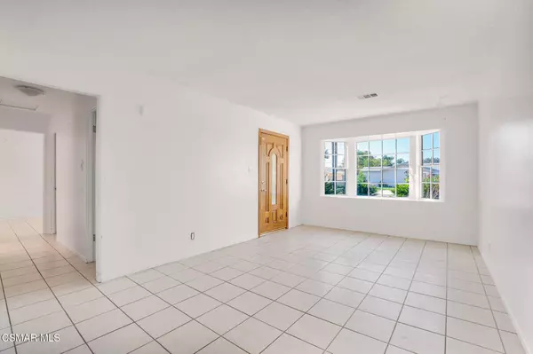 Simi Valley, CA 93065,1530 Pride ST