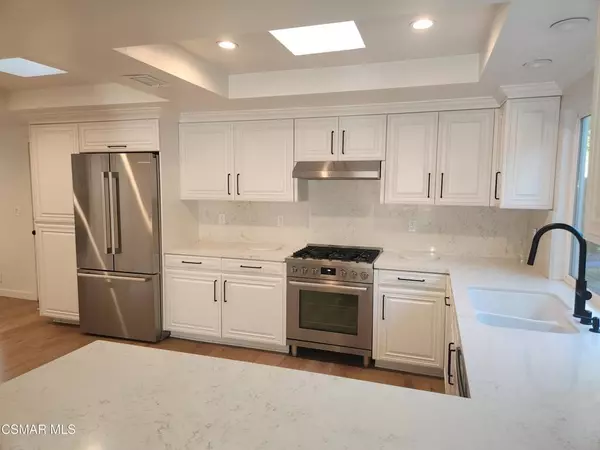 Westlake Village, CA 91361,4474 Guildhall CT