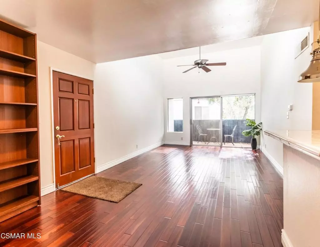 Tarzana, CA 91356,18645 Hatteras ST #237