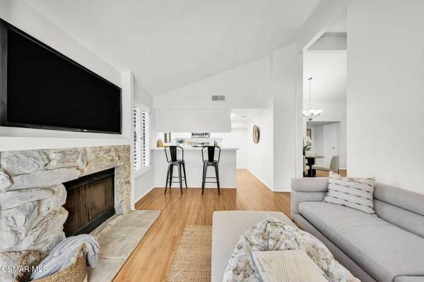 Thousand Oaks, CA 91360,769 Birchpark CIR #203