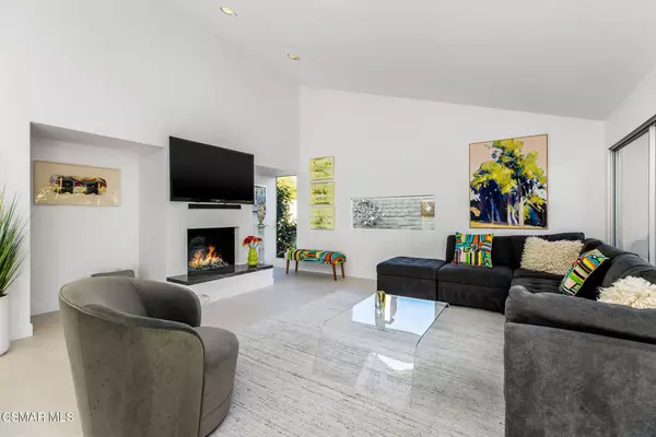 Westlake Village, CA 91361,4516 Knightsgate RD