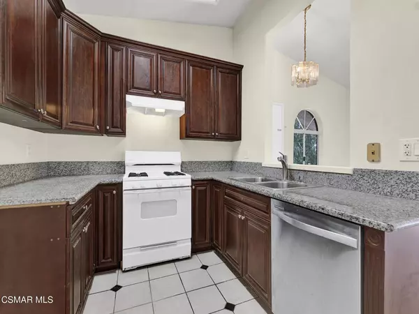 West Hills, CA 91307,23201 Sherman WAY #F