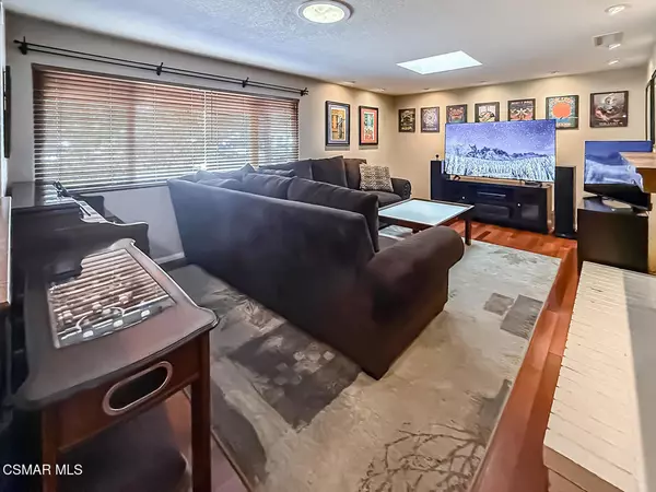 Thousand Oaks, CA 91360,166 Whitworth ST