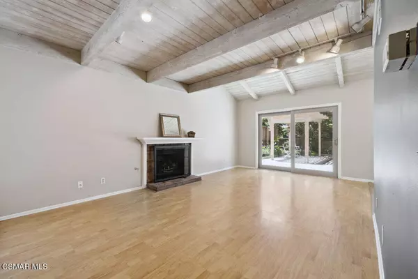 Thousand Oaks, CA 91360,1540 Holly CT