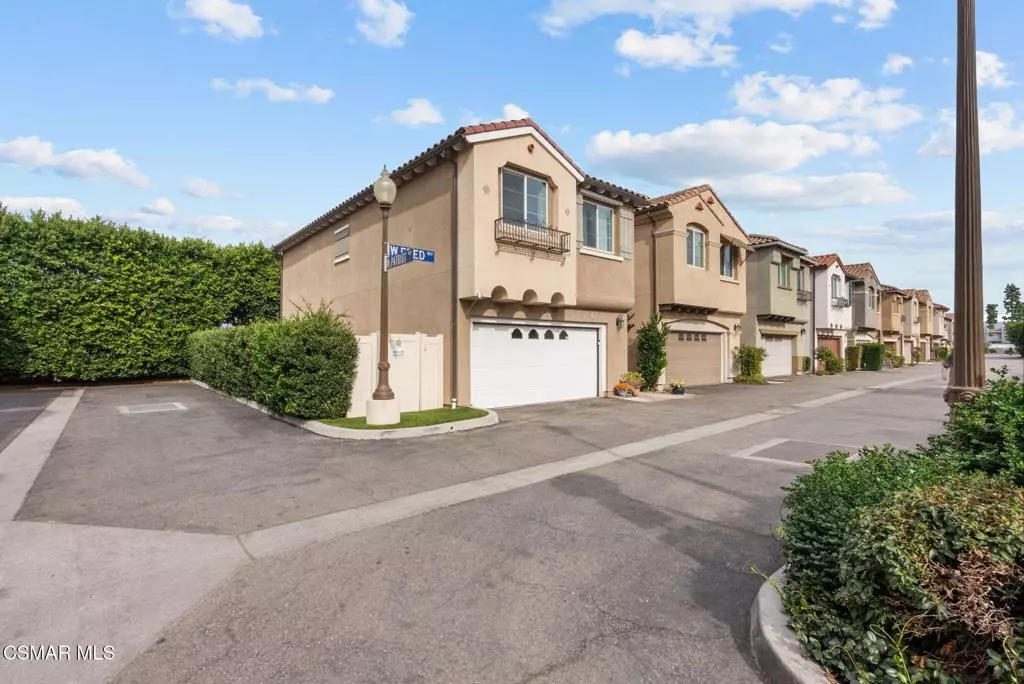 Van Nuys, CA 91405,15215 W Fred WAY