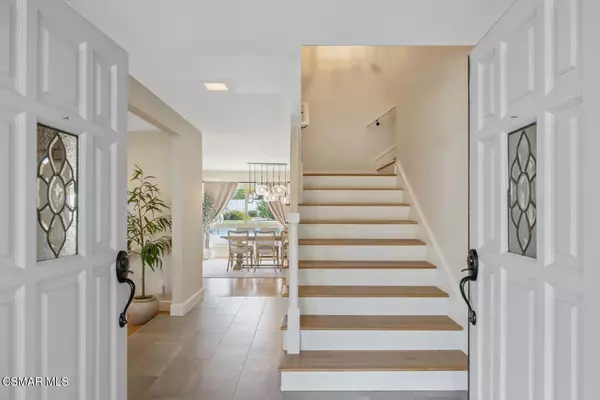 Westlake Village, CA 91361,31944 Doverwood CT