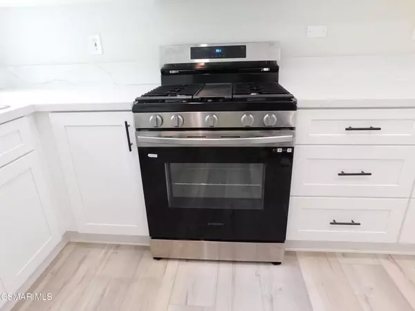 Simi Valley, CA 93065,559 Stoney Peak CT