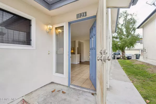 Ventura, CA 93003,1123 Carlsbad PL