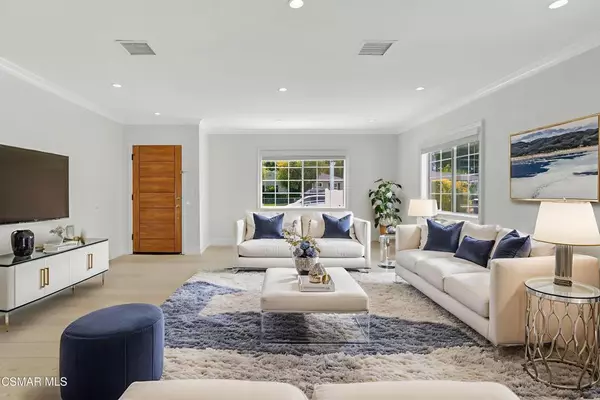 Tarzana, CA 91335,18343 Bessemer ST