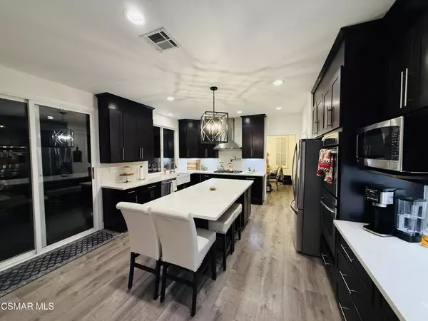 Simi Valley, CA 93065,2339 Rudolph DR