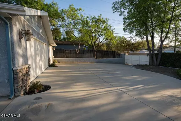 Thousand Oaks, CA 91360,1410 Calle Violeta